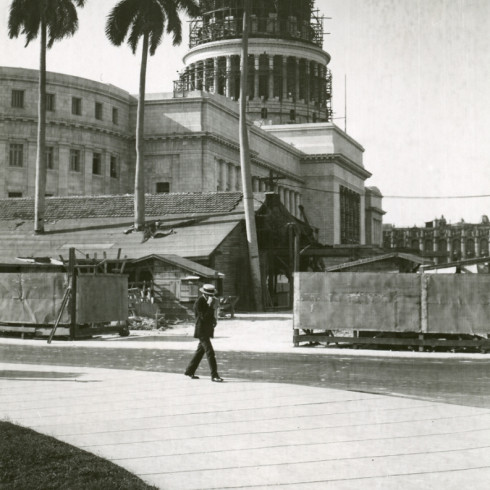 Capitol building in Havana, Cuba, nearing completion by an American company, 1928 © 2021 James Abbe Archive